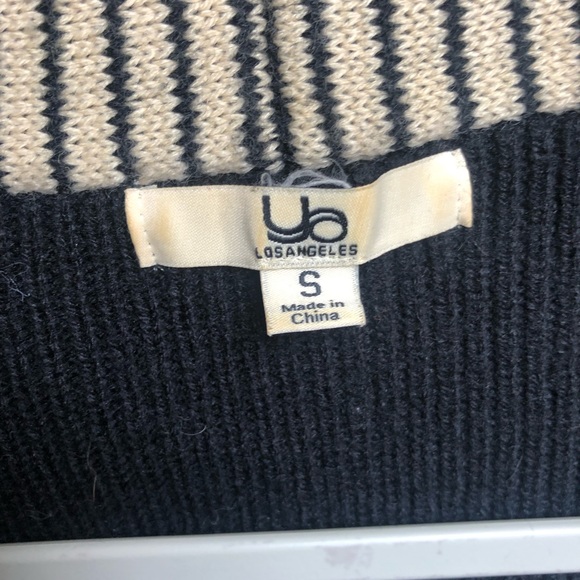 Cardigan - Picture 3 of 4